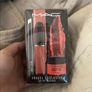 MAC Lip kit travel exclusive neutral